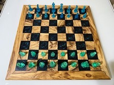 Scacchiera in legno di ulivo e Resina Epossidica 46x46x3 cm