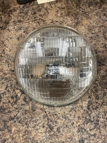 🇺🇸Wagner H6024~Halogen Headlight For BMW, CHEVY,DODGE,FORD, Etc(See Desc.)🇺🇸