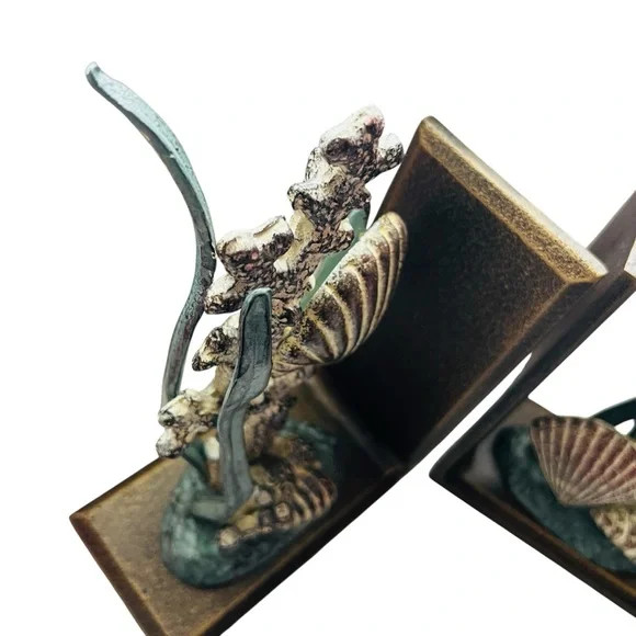 SPI San Pacific SF Nautical Home Pair of Cast Aluminum and Iron Shell Bookends