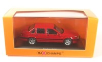 Volvo 850 (Rot) 1994 1:43 Maxichamps