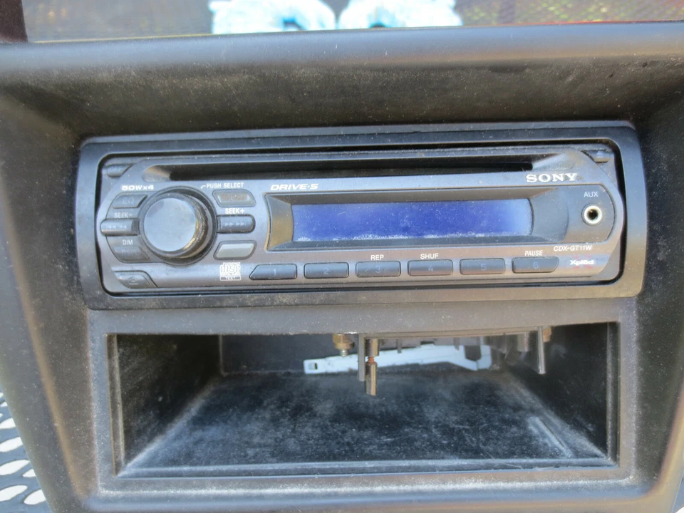 89 90 91-92 MITSUBISHI MIRAGE DODGE PLYMOUTH COLT TABLERO RADIO AIRE ACONDICIONADO BISEL TÉRMICO MOLDURA Foto 2 de 4