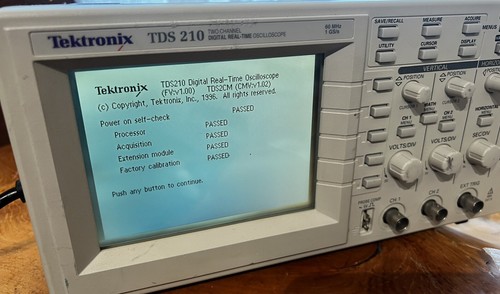 Tektronix TDS210 60MHz Oscilloscope. READ FIRST!! - Picture 16 of 18