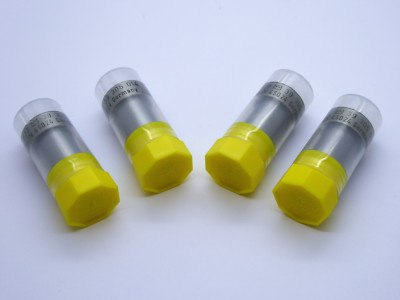 4 X MONARK EINSPRITZDÜSE für TOYOTA LANDCRUISER DIESEL ENGINE  NOZZLE / INJECTOR