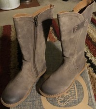 born tonic mid boots