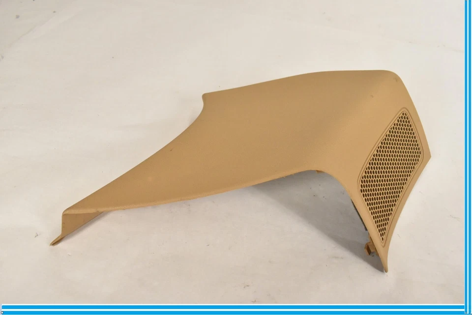 2011-2018 PORSCHE CAYENNE LEFT LOWER D PILLAR TRIM COVER PANEL CREAM 7P5867245N - Image 3 of 4