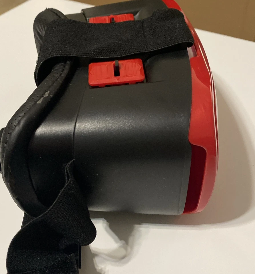 Auriculares de realidad virtual Onn para Samsung, iPhone y otros ¡Pantalla de hasta 6"! Foto 4 de 4