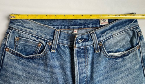 Levis Womens 28 Wedgie Ankle Selvedge White Oak Cone Denim Button Light distress - Picture 14 of 19