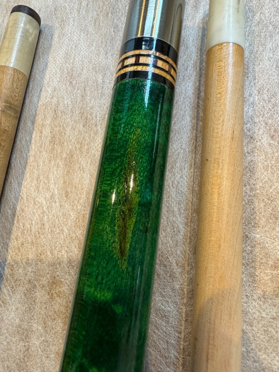 Miki MAJESTICA Mezz Billiard Cue Manufacturer unknown