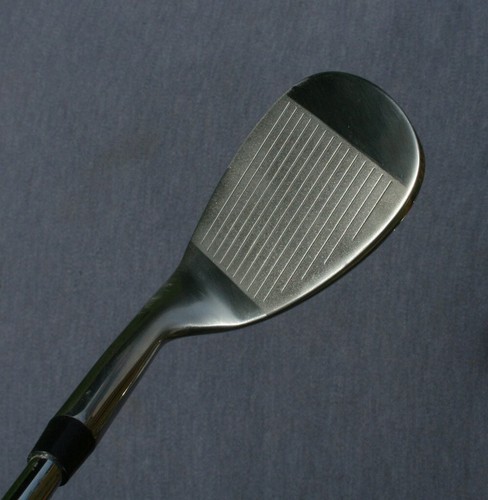 Wilson Harmonized Pitching Wedge PW with Steel Shaft - Picture 2 of 3
