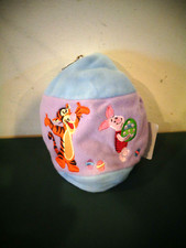 DISNEY STORE WINNIE THE POOH EASTER EGG W/FINGER PUPPETS EEYORE PIGLET TIGGER