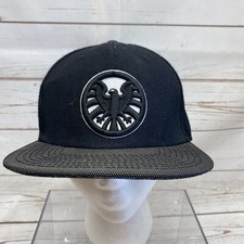Sombrero ajustable Shield Avengers Marvel negro