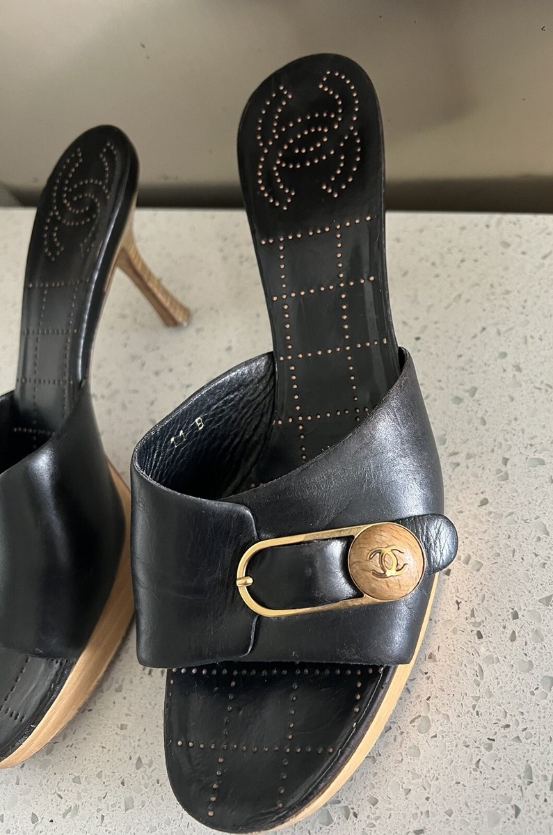 chanel sandals size 11