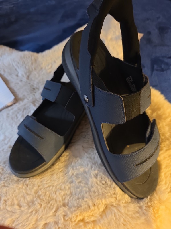 Orthofeet Calypso Womens Handsfree Sandals Size 11. The Sandals Are New Never...