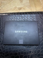 Samsung 250GB V-NAND SSD 860 EVO 2.5" Solid State Drive MZ7LH250HAHQ MZ-76E250