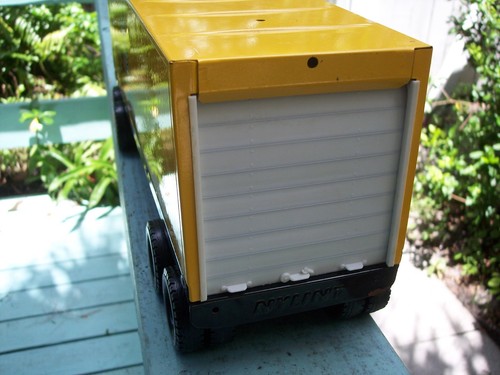 Nylint USA yellow semi truck 18 wheeler tractor trailer Michelin tires vtg. Nice - Picture 4 of 13