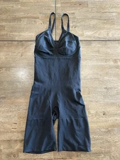 Women’s SPANX Shape Wear Shorts Size Large Black High Waist