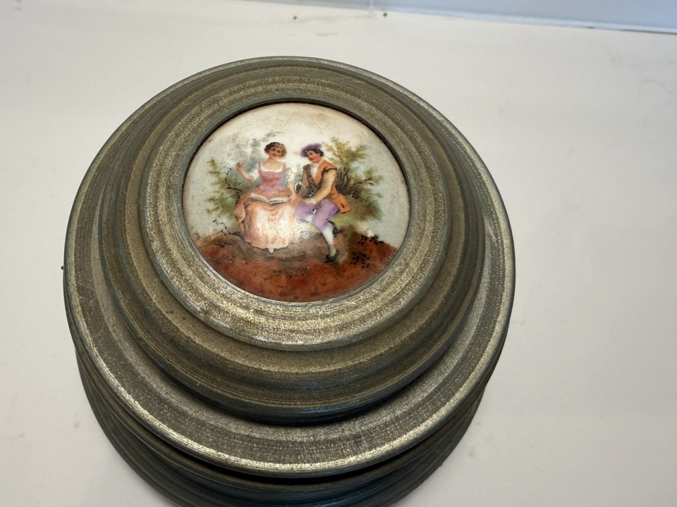 A genuine 1920s Thorens Switzerland metal powder music box — one of the most iconic names in mechanical music, this is a real antique conversation piece.