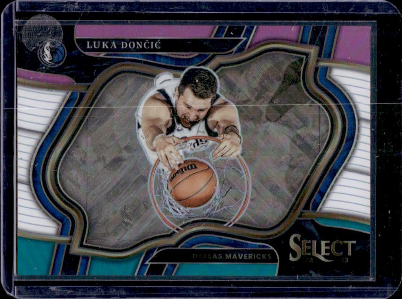 2022-23 Select Luka Doncic Teal White Pink Prizms Courtside #/49 Mavericks