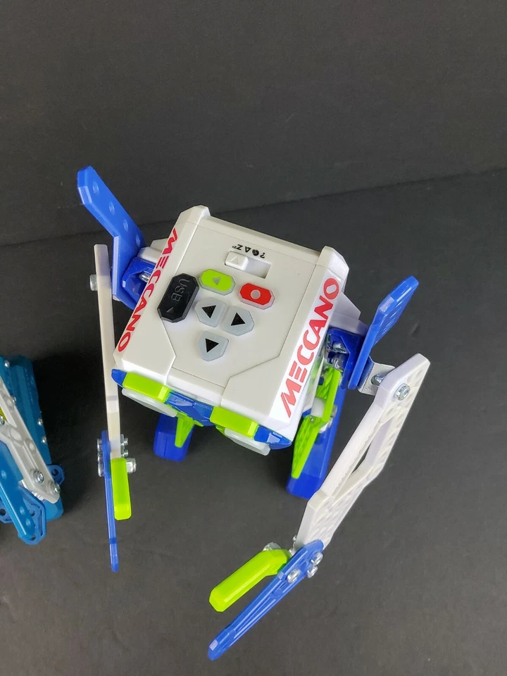 Meccano Erector Micronoid Code A.C.E + Zapp Programmable Robot Building Kit Lot - Image 4 of 4