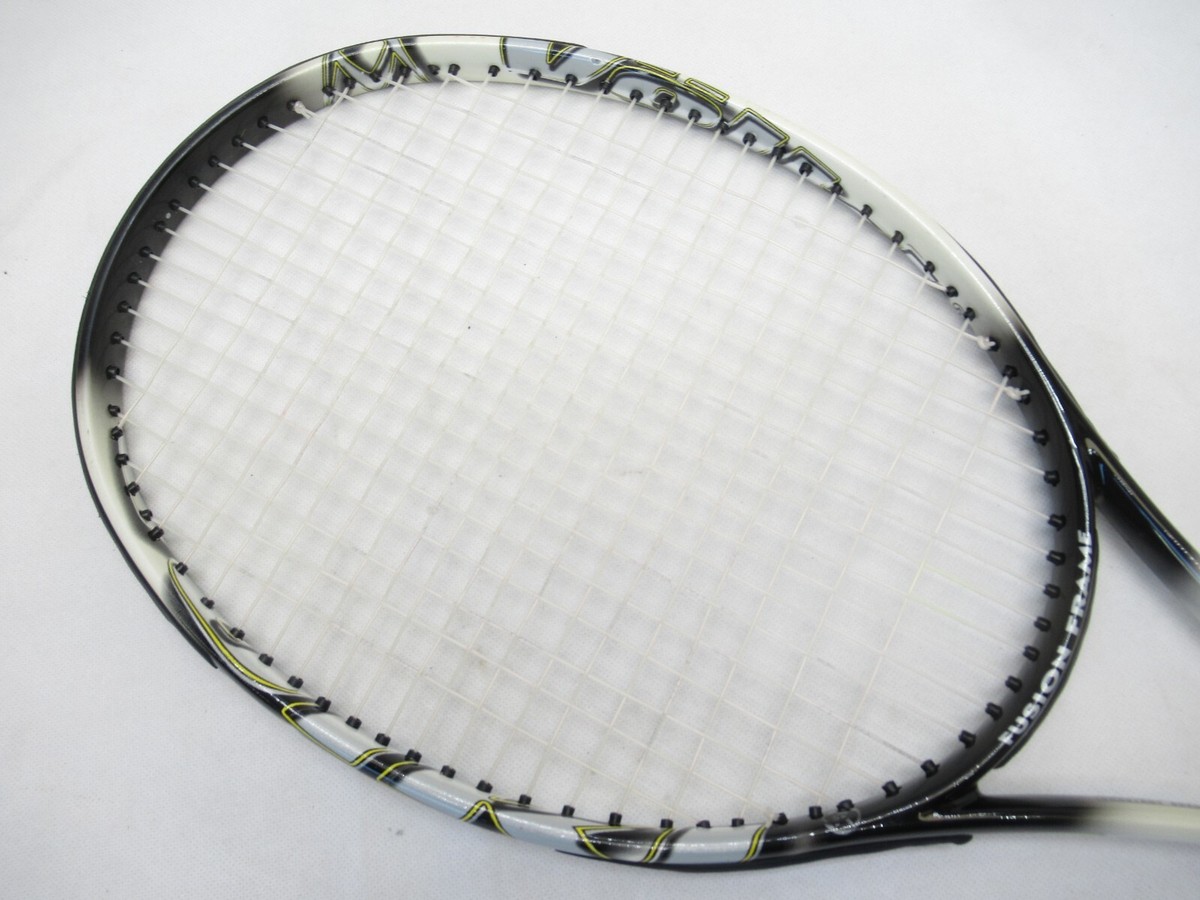 VOLKL CLASSIC 8 PRO TENNIS RACQUET (4 3/8) LONG TERM STORAGE