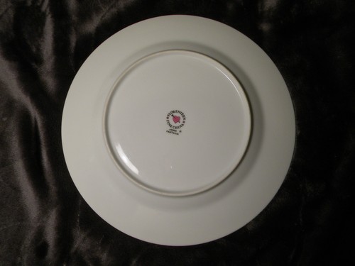 Vintage Florenteen Fantasia Dinner Plate, excellent condition, measures 9 1/2"  - Picture 2 of 2