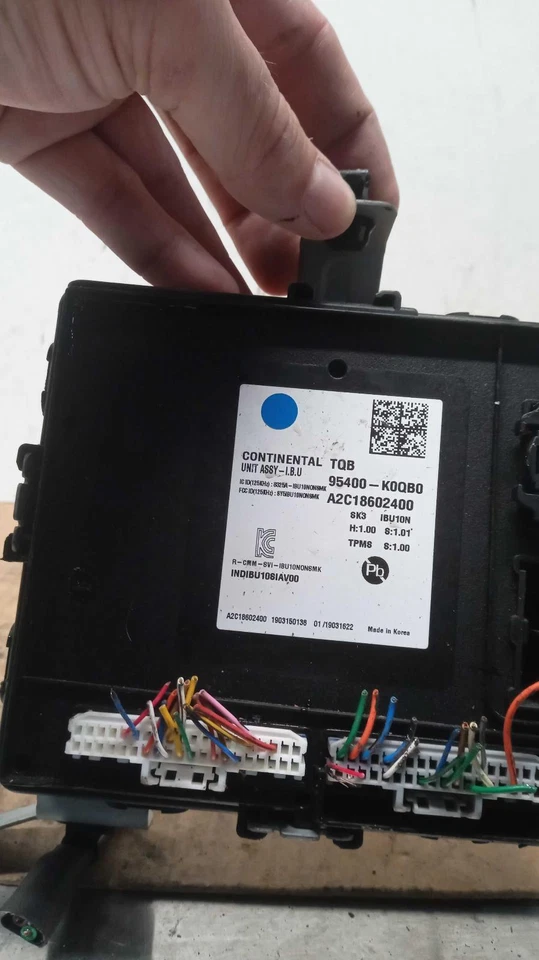 Used Ignition Control Module fits: 2020 Kia Soul Body Control BCM RH dash US mar Foto 2 de 4