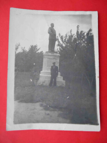 USSR UKRAINE 1949 STALIN monument in square. RARE Real photo. BELOKURAKINO town. - Picture 1 of 2