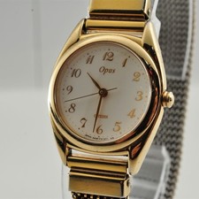 Orologio al quarzo da donna Citizen Opus quadrante bianco tono oro numeri arabi
