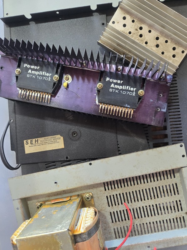 Original STK1070II Amplifier Modules with Heatsink. 