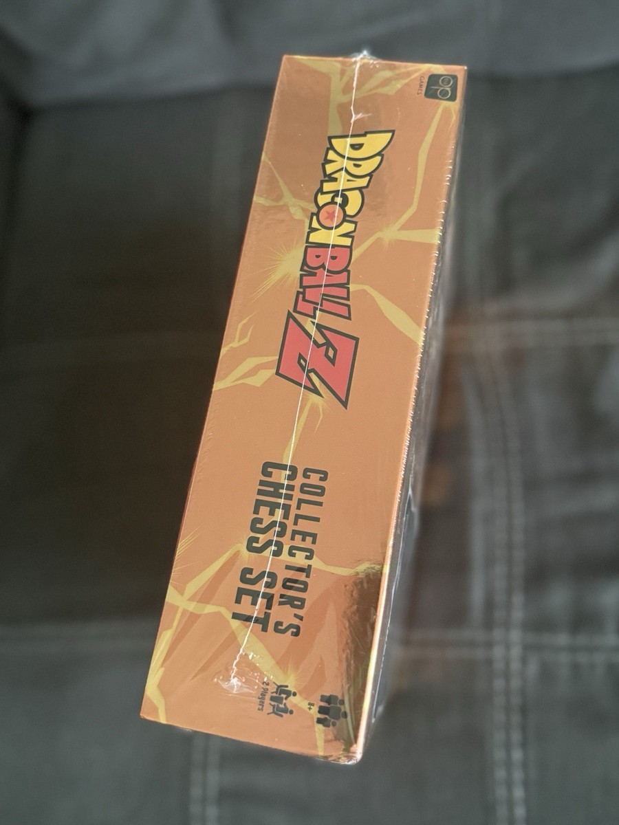 USAopoly Dragon Ball Z Collector's Edition Chess Set Plastic