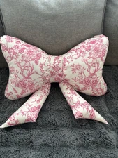NEW!!  PINK & WHITE FLORAL BOW PILLOW~SHABBY CHIC~COTTAGE DECOR~VELVET