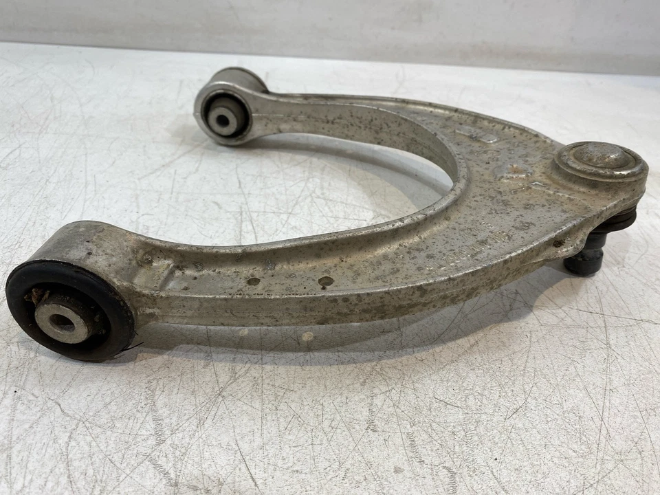 Brazo de control superior delantero derecho pasajero BMW 535I 2011-2016 31126775967 FABRICANTE DE EQUIPOS ORIGINALES Foto 3 de 4