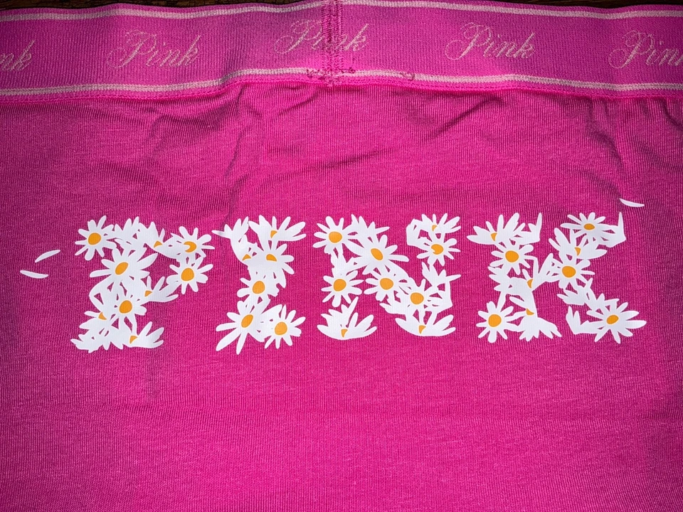 维多利亚的秘密粉色花卉雏菊标志男孩短裤内裤粉色八卦 L 或 XL — 第 3/4 张图片