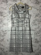 Tahari Women Silver Grey Plaid Sheath 60's Inspired Rolled Collar Dress Sz 4 EUC