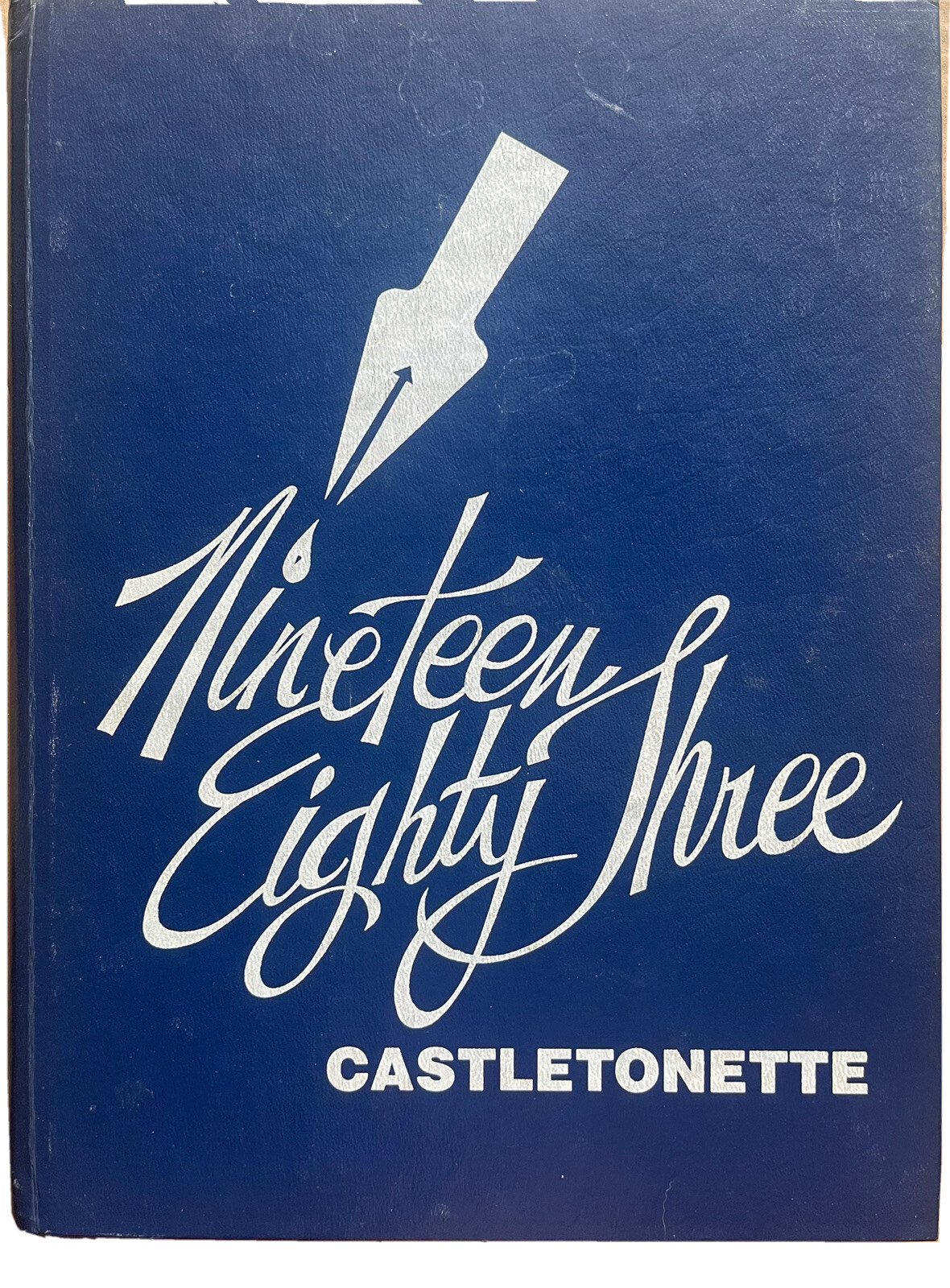 1983 CASTLEWOOD ELEMENTARY SCHOOL YEARBOOK, THE