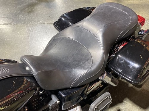 2012 Harley-Davidson® FLD - Dyna® Switchback - Picture 10 of 12