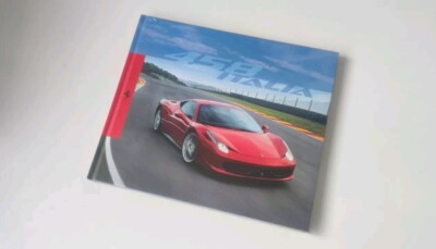 Orig. Ferrari 458 italia Brochure hardcover OE# 95993236 (OVP, ungeöffnet)