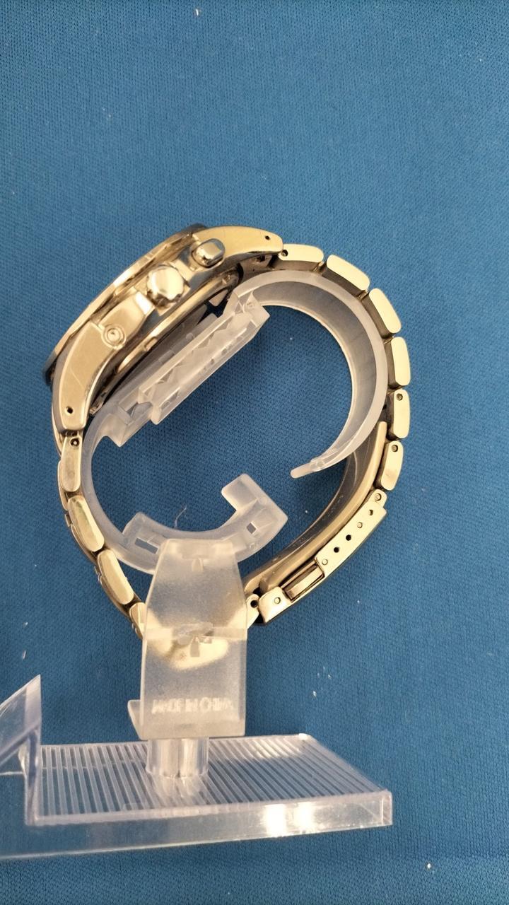 Picture 4 of 6