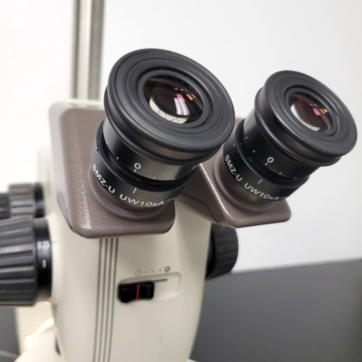 Nikon Stereo Microscope SMZ-U with Diagnostic Inst. Transmitted