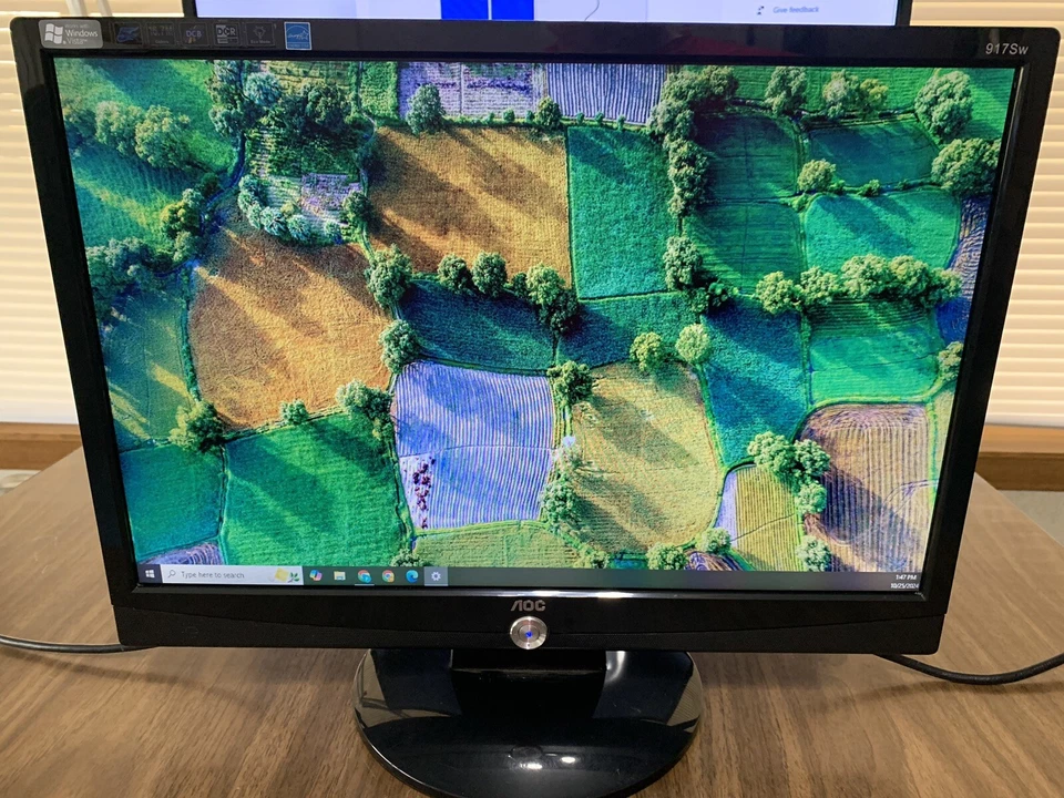 AOC 19" LCD Monitor 917Sw (TFT19W80PS) Clean, Tested, Nice, Stand, DVI + VGA - Image 2 of 4