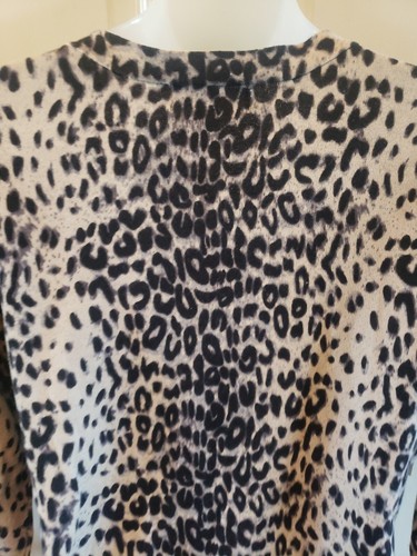 Dressbarn COTTON BLEND Gray's Animal Print Cardigan Button Sweater Medium NWT  - Picture 6 of 8