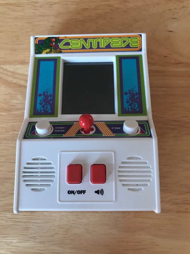 Vintage Centipede 1981 Retro Classic Atari Mini Arcade Table Top