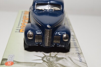 Miniature Brooklin Nash Ambassador Eight 1939 – Bleu Brunswick – Échelle 1/43