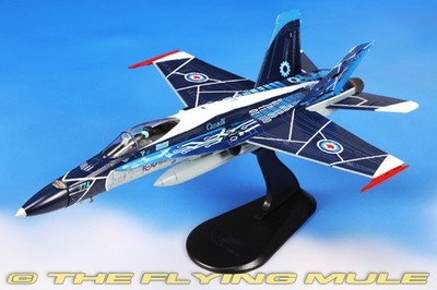 Hobby Master 1:72 CF-18 Hornet RCAF CF-18 Demonstration Team