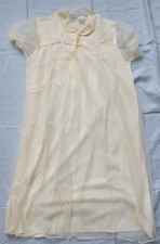 Vintage 60's yellow Acetate Tricot  Nylon classic pin-up nightgown sz M