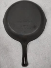 Unmarked Wagner Cast Iron Chef Skillet (Excellent Condition)