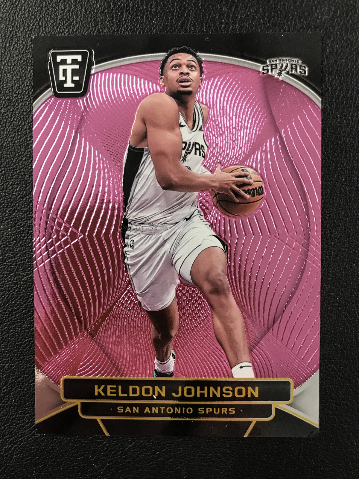 2024-25 Panini Totally Certified #101 Keldon Johnson Mirror Pink /125 Spurs