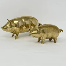 Vintage Pair Of Brass Pig Figurines Or Paperweight 5 1/2” by 2.5” & 4 1/4” by 2”