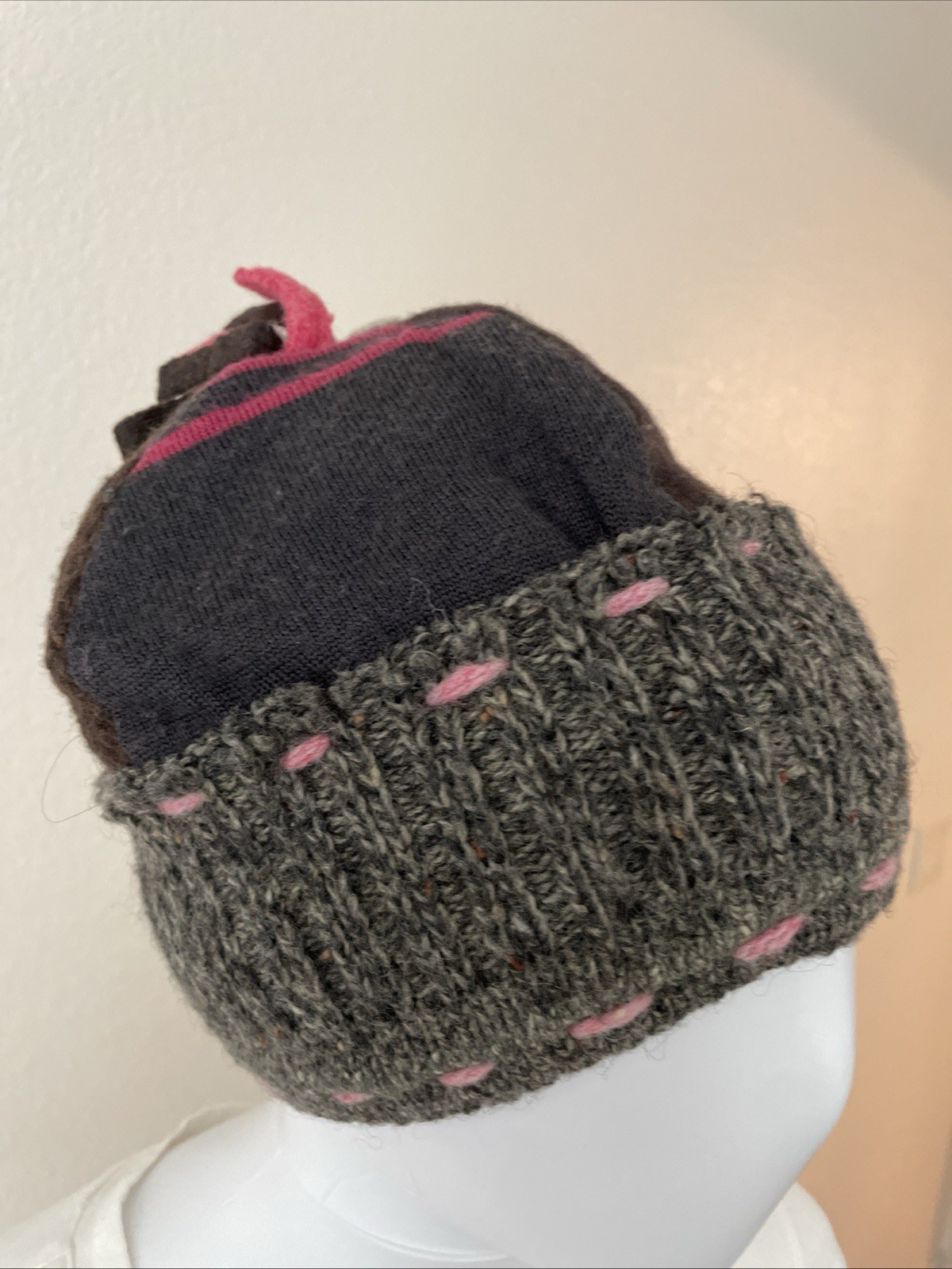 Handmade Wool Patchwork Hat Pink Brown Gray Fleec… - image 2