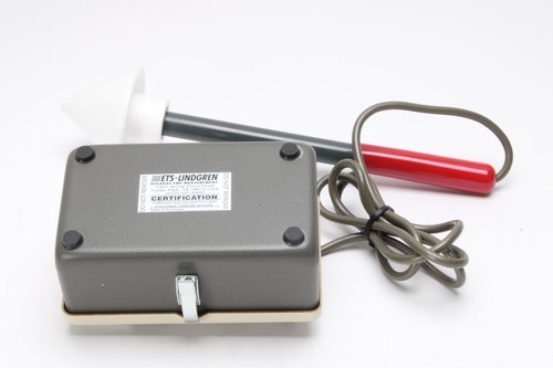 ETS-LINDGREN 1501 Microwave Survey Meter 2450 MHz With Case - Picture 7 of 7